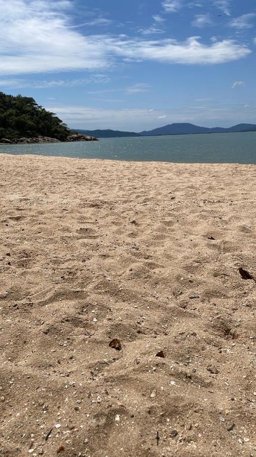 Casa Tijolinho a Vista - 150 mt praia Governador Celso Ramos Exterior foto